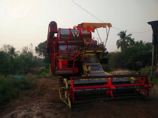 ขายรถเกี่ยวข้าวไทยเจริญการช่าง