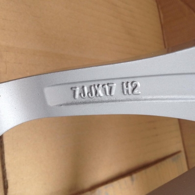 แม็กซ์Tomson