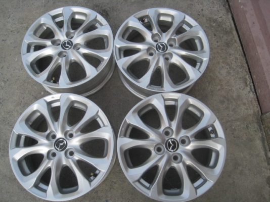 ขายล้อแม็กป้ายแดง New mazda2 15" สนใจติดต่อเล็กคลองสามครับ 081-3747940 ขายล้อแม็กป้ายแดง New mazda2 15" สนใจติดต่อเล็กคลองสามครับ 081-3747940