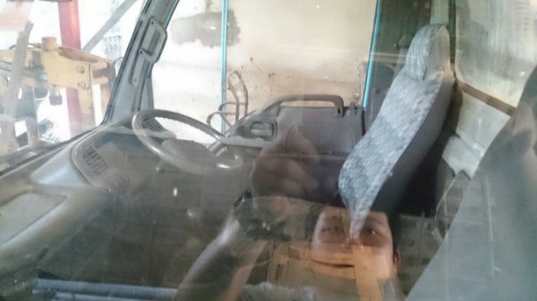 รถ 6 ล้อ  ISUZU และ กระบะ ISUZU 4 ล้อ