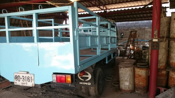 รถ 6 ล้อ  ISUZU และ กระบะ ISUZU 4 ล้อ