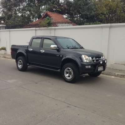 ขาย isuzu 3.0 LS 4WD AIR BAG ABS ขาย 270000 ขาย isuzu 3.0 LS 4WD AIR BAG ABS ขาย 270000