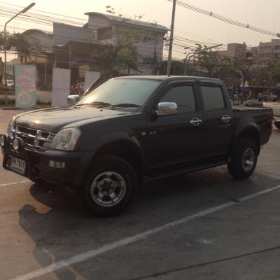 ขาย isuzu 3.0 LS 4WD AIR BAG ABS ขาย 270000 ขาย isuzu 3.0 LS 4WD AIR BAG ABS ขาย 270000