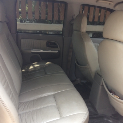 ขาย isuzu 3.0 LS 4WD AIR BAG ABS ขาย 28500 ขาย isuzu 3.0 LS 4WD AIR BAG ABS ขาย 28500