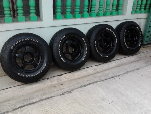 ล้อลาย OZ + BF All 265/70/16 ปี11 สวยๆ 1ชุด