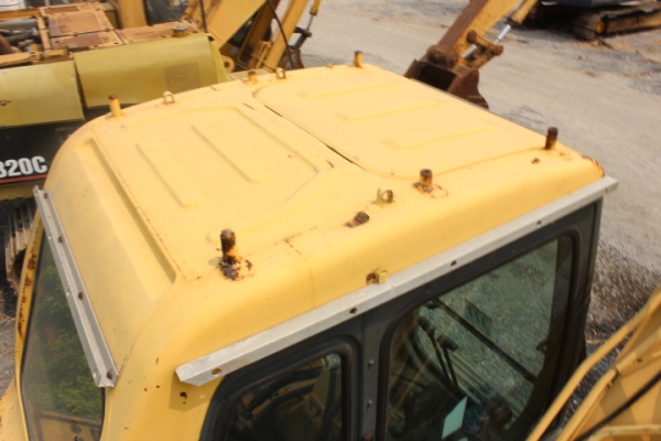 Komatsu PC130-6 เก่านอก แทรกกว้าง 80 mm พร้อมบุ้งกี้