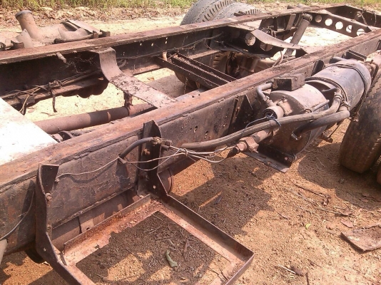 หกล้อ อีชูซุ 110 ฝาดำ ท้าย F ราคาถูกๆแบบ(ไม่มีทะเบียน)รถใช้งานได้ปกติเครืองดีมากนิ่มเดินเรียบ วิ่งไกลสะบายชิวๆ ราคานี้ขับส่งถึงบ้าน นะครับ