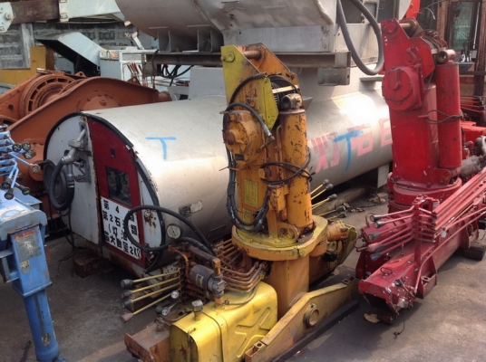 ขาย ถังน้ำมันดีเซล 2000 ลิตร พร้อมหัวจ่าย