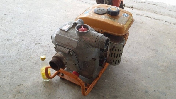 ปั๊มน้ำเก่าญี่ปุ่น   KUBOTA  รุ่น  GN1450-F  เครื่องยนต์ติดง่าย สภาพพร้อมใช้งาน