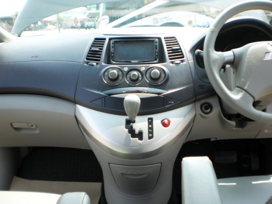 MITSUBISHI SPACE WAGON 2.4GT MIVEC ปี05