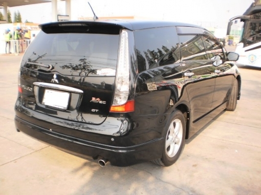 MITSUBISHI SPACE WAGON 2.4GT MIVEC ปี05 MITSUBISHI SPACE WAGON 2.4GT MIVEC ปี05