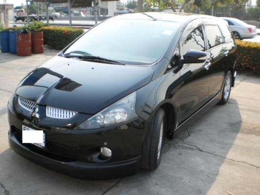 MITSUBISHI SPACE WAGON 2.4GT MIVEC ปี05 MITSUBISHI SPACE WAGON 2.4GT MIVEC ปี05