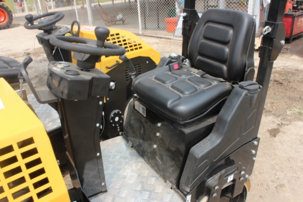 ผ่อนได้ มี VDO รถบดใหม่นำเข้า Roller tandem JACMAT RS970 ขนาด 1ตัน ผ่อนได้ มี VDO รถบดใหม่นำเข้า Roller tandem JACMAT RS970 ขนาด 1ตัน