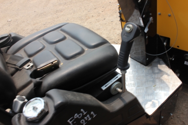 ผ่อนได้ มี VDO รถบดใหม่นำเข้า Roller tandem JACMAT RS970 ขนาด 1ตัน ผ่อนได้ มี VDO รถบดใหม่นำเข้า Roller tandem JACMAT RS970 ขนาด 1ตัน