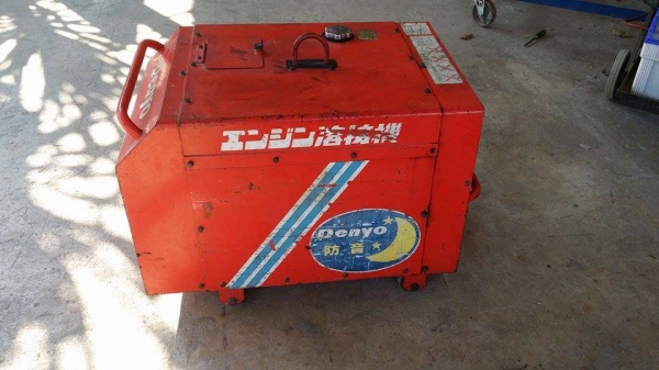 เครื่องปั่นไฟ DENYO เก่าญี่ปุ่น สามารถปั่นไฟพร้อมเชื่อมงานไปพร้อมกันได้ สภาพดี เครื่องพร้อมใช้งาน เครื่องปั่นไฟ DENYO เก่าญี่ปุ่น สามารถปั่นไฟพร้อมเชื่อมงานไปพร้อมกันได้ สภาพดี เครื่องพร้อมใช้งาน