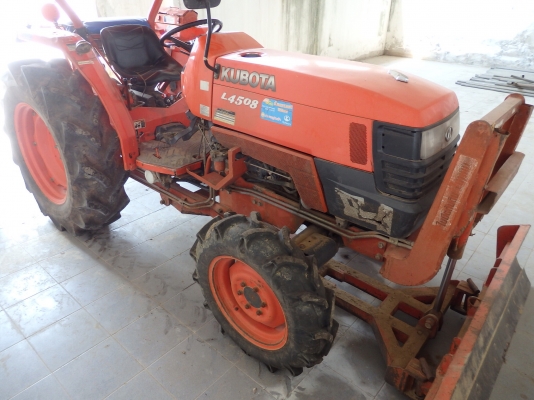 ขาย KUBOTA L4508 ใช้งาน2300ชม 4x4 รถสวยมากมีใบมีดหน้า กับผานบุกเบิก รถอยู่ ประจวบ ขาย KUBOTA L4508 ใช้งาน2300ชม 4x4 รถสวยมากมีใบมีดหน้า กับผานบุกเบิก รถอยู่ ประจวบ