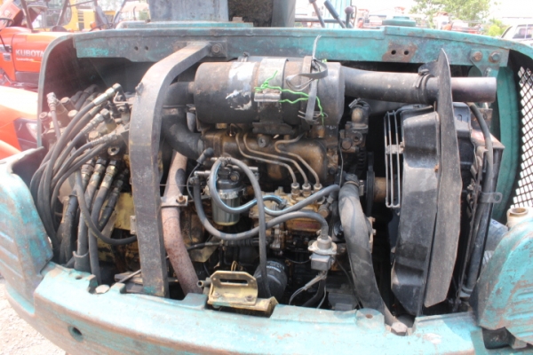 Komatsu PC30-7 เก่าไทยขายตามสภาพครับ