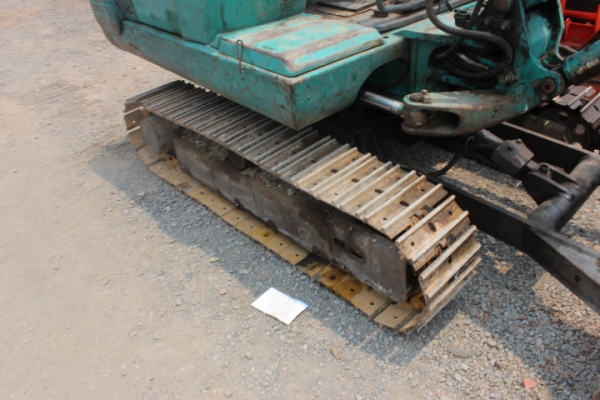 Komatsu PC30-7 เก่าไทยขายตามสภาพครับ