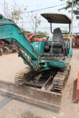 Komatsu PC30-7 เก่าไทยขายตามสภาพครับ