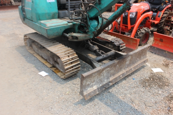 Komatsu PC30-7 เก่าไทยขายตามสภาพครับ