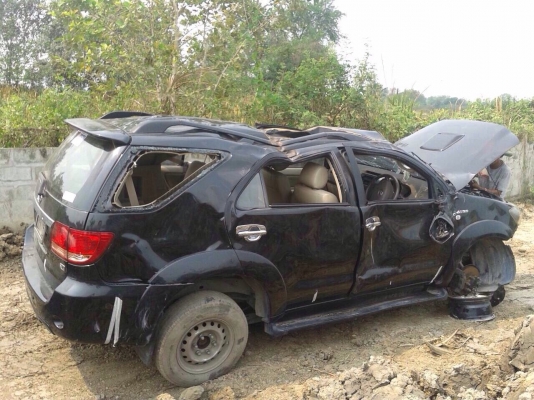 โตโยต้าเฟอร์จูนเนอร์ ตัวVออโต้โฟร์วิน ปี07 สีดำ โอนลอยบุคคล