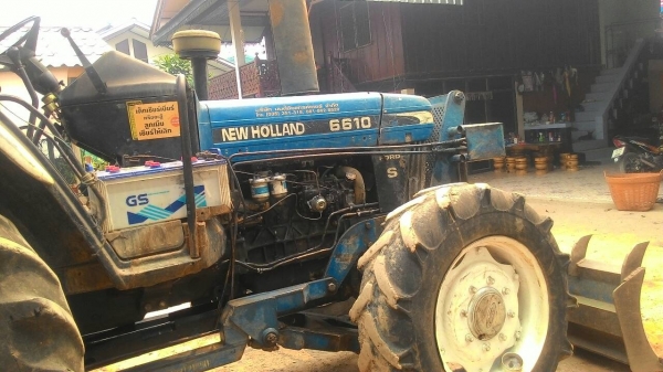 ขายรถไถFORD 2 เพลา สภาพดีพร้อมใช้ พร้อมอุปกรณ์ ด้านหน้าและผานพรวน7ใบ