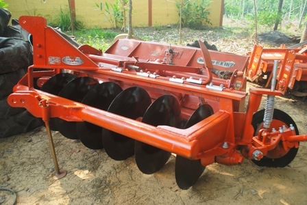 ขายรถไถ Kubota L3608(4WD) พร้อมใบดันและผานพรวนช้าง รถไร่ เก็บงานสวยๆ พร้อมใช้งาน