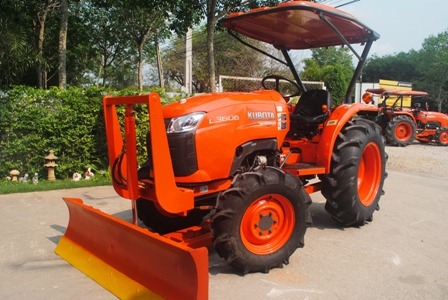 ขายรถไถ Kubota L3608(4WD) พร้อมใบดันและผานพรวนช้าง รถไร่ เก็บงานสวยๆ พร้อมใช้งาน