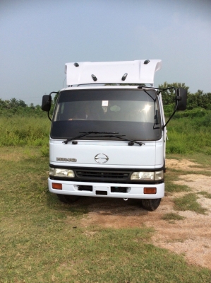 HINO FC4J 140HP ปี2001 ยาว 5.5 เมตร ขาย 580,000 บาท (ติดต่อ ศุภากร 081-4252943)
