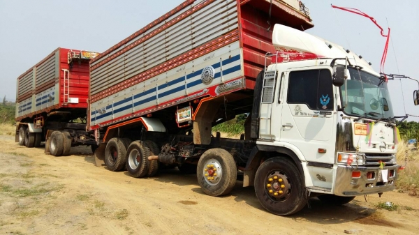 ขายรถพ่วง 24 ล้อ พร้อมขายเต็ม 100 \% แล้ว กระบะเนียมคอกเกษตรดั้ม HINO PROFIA เครื่อ ง.K13C ปี.53  ราคา.1850000 ต่อรองกันได้ สนใจโทรเลย