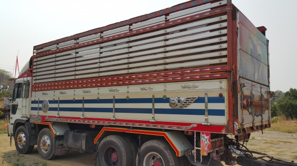 ขายรถพ่วง 24 ล้อ พร้อมขายเต็ม 100 \% แล้ว กระบะเนียมคอกเกษตรดั้ม HINO PROFIA เครื่อ ง.K13C ปี.53  ราคา.1850000 ต่อรองกันได้ สนใจโทรเลย