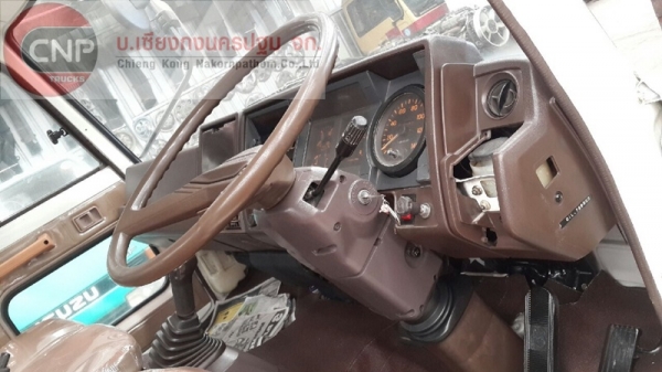ขายหัวเก๋ง รหัสหัว F242 หัวเก๋ง HINO F18 ทำสี สภาพสวย