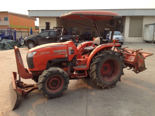 แทรคเตอร์ คูโบต้า L3608 พร้อมใบดันดินและโรตารี่