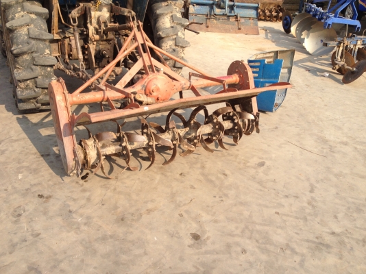 แทรคเตอร์ CHAMP 4242 4WD