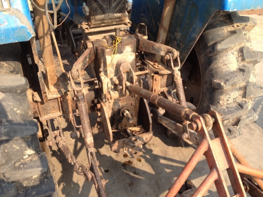 แทรคเตอร์ CHAMP 4242 4WD