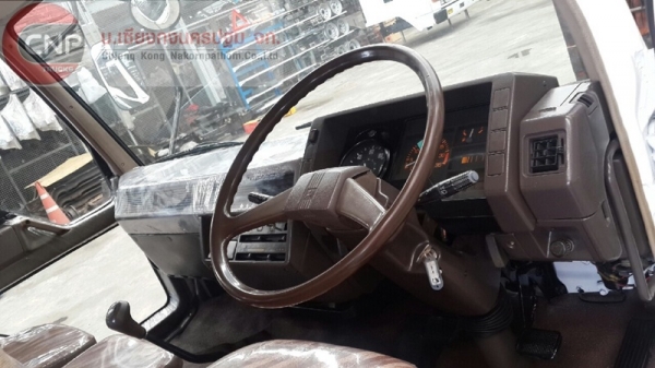 ขายหัวเก๋ง F243 หัวเก๋ง MITSUBISHI FUSO 527 ทำสี สภาพสวย