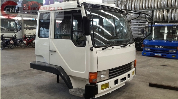 ขายหัวเก๋ง F243 หัวเก๋ง MITSUBISHI FUSO 527 ทำสี สภาพสวย