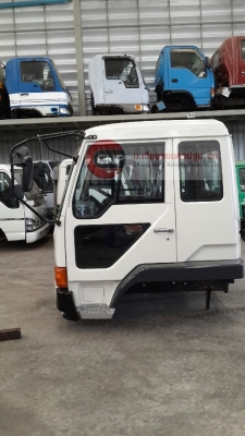 ขายหัวเก๋ง F243 หัวเก๋ง MITSUBISHI FUSO 527 ทำสี สภาพสวย