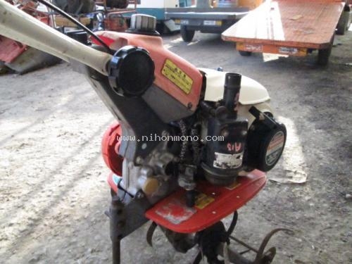 เครื่องพรวนดิน    HONDA     F200   รหัสสินค้า : 14002132  หรือเพิ่มเติมไดที่ www.nihonmono.com