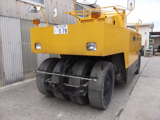 รถบด 9 ล้อ Dynapac CP20 ถึงไทยเร็ว ๆ นี้ จากญี่ปุ่น ขายถูกมากครับ