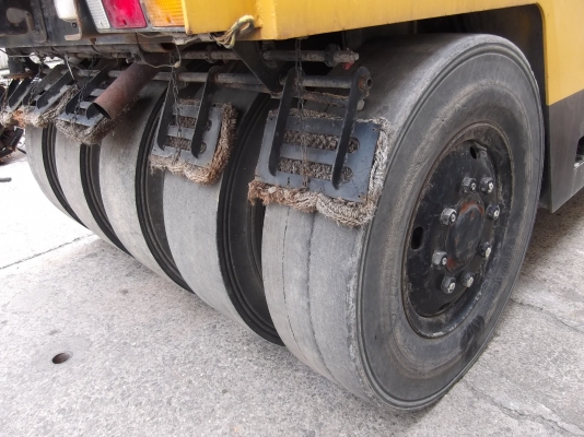 รถบด 9 ล้อ Dynapac CP20 ถึงไทยเร็ว ๆ นี้ จากญี่ปุ่น ขายถูกมากครับ