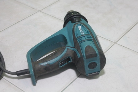 เครื่องเป่าลมร้อน makita hg6003 ขนาด1800w ความร้อน 600องศา