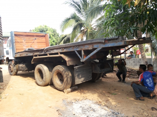 ขาย KT 725 หัว F18 เครื่อง EM100 220แรงครับ