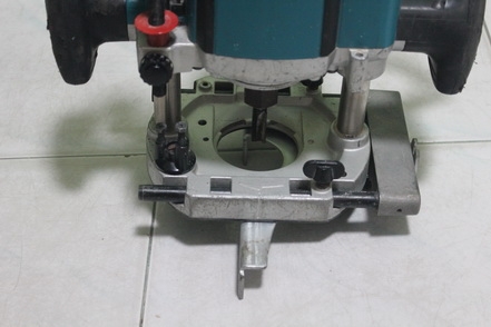 เครื่องเราเตอร์   มากิต้า  รุ่น RP1800 สภาพดีพร้อมใช้อุปกรณ์ครบครับ