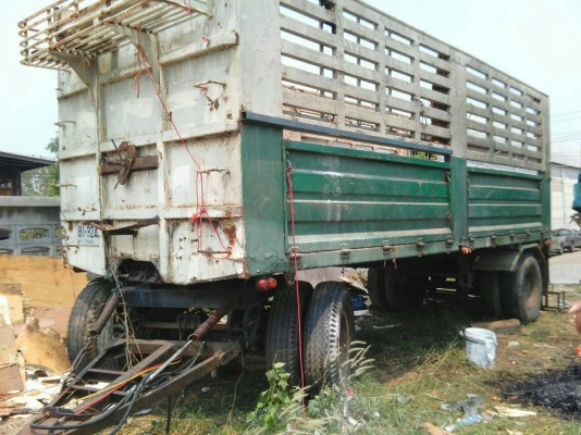 รถบรรทุก 10 ล้อใหญ่ แม่ลูกไม่ดั๊มพ์ ISUZU 210 เครื่อง240  094-464-4484  ราคา 880,000 บรถอยู่ร้อยเอ็ด