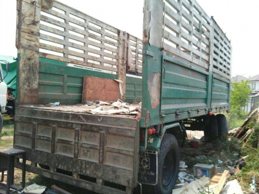 รถบรรทุก 10 ล้อใหญ่ แม่ลูกไม่ดั๊มพ์ ISUZU 210เครื่อง 240 เบอร์ 094-464-4484  ราคา 880,000 บรถอยู่ร้อยเอ็ด