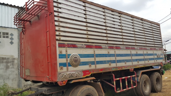 ขายรถพ่วง 24 ล้อ กระบะเนียมคอกเกษตรดั้ม HINO PROFIA เครื่อง.P11C.320 แรง รถสวยๆราคาถูก 1800000 ต่อรอง สนใจรีบโทรด่วน