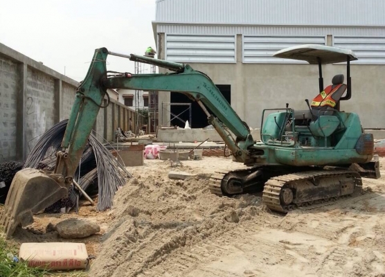 ขายแบคโฮ