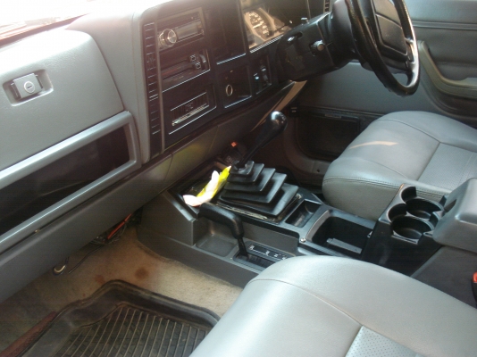 ขายJEEP CHEROKEE 2.5 4X4 ปี 1997 ขายJEEP CHEROKEE 2.5 4X4 ปี 1997