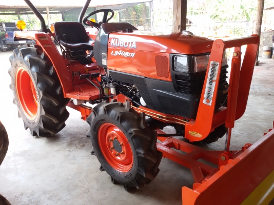 ปัญญาแทรคเตอร์..จัดมาให้ครับ ด่วน!!!คูโบต้า L3408DI ใบมีดคานล่างตราช้าง พร้อมผาน 6&times;22ตราช้าง จัดส่ง อ.พรรณานิคม จ.สกลนคร